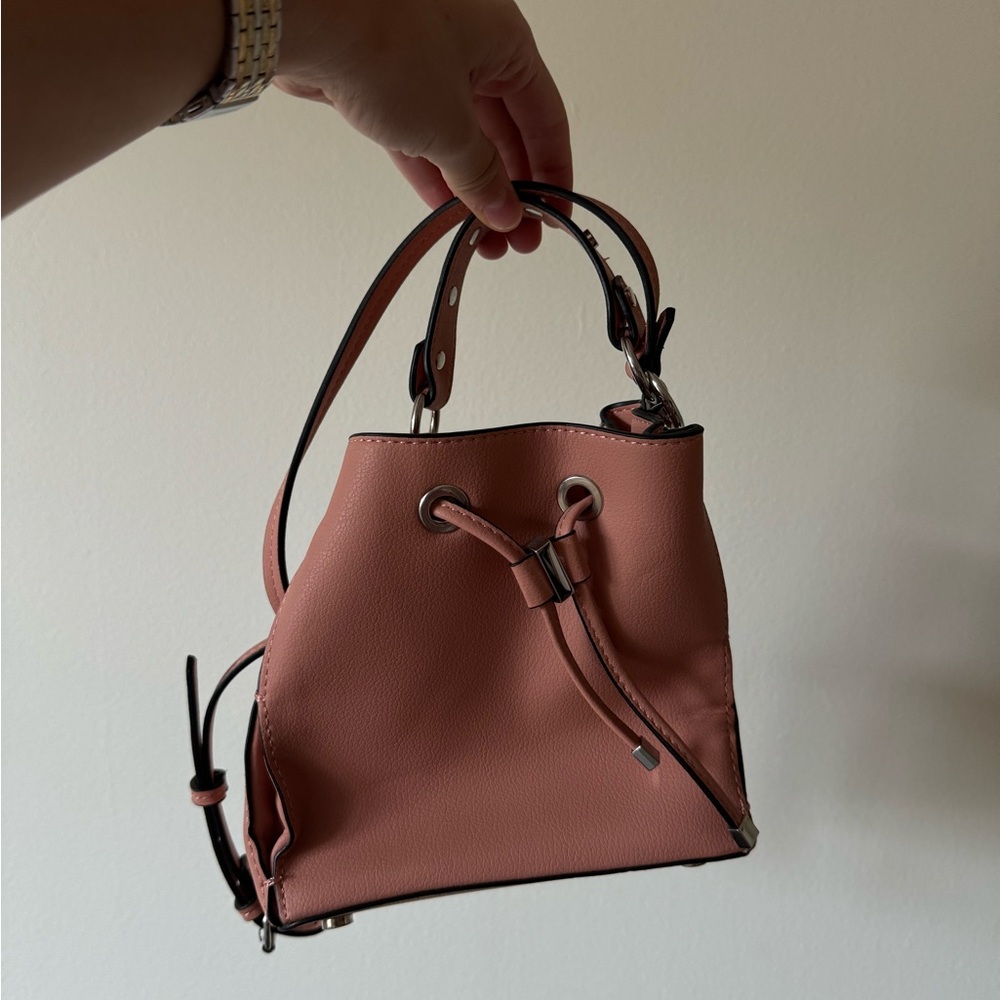 Zara Pink Mini Bucket Bag NWOT Never Worn — Cute Crossbody Summer Bag - Picture 3 of 9